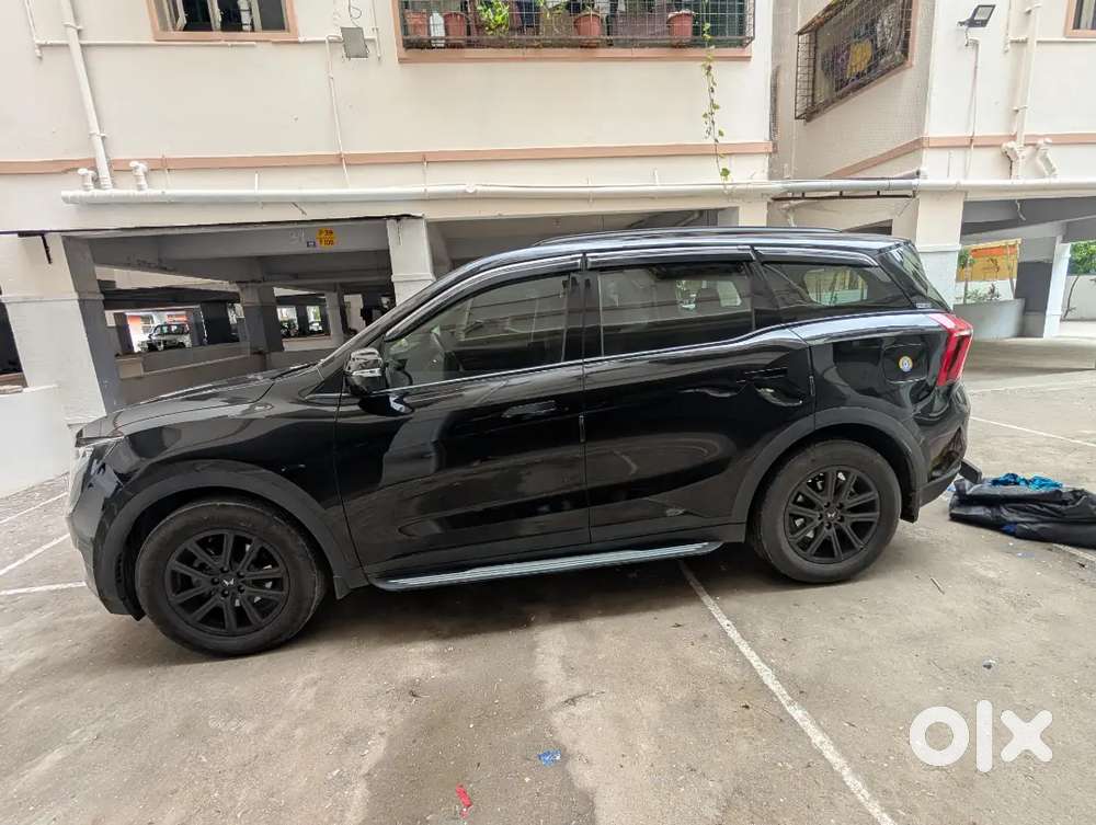Mahindra Xuv700 2025 Diesel 7 Str Panaromic Sunroof Ventilated Seats