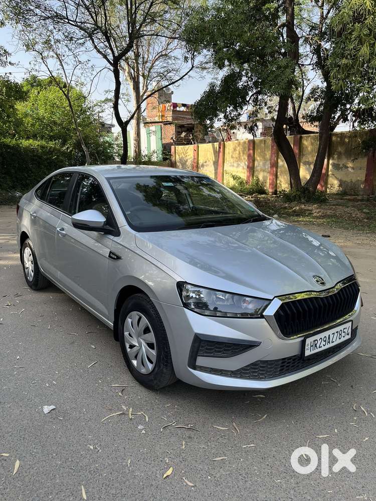 Skoda Slavia Active 1.0l Tsi Mt, 2022, Petrol