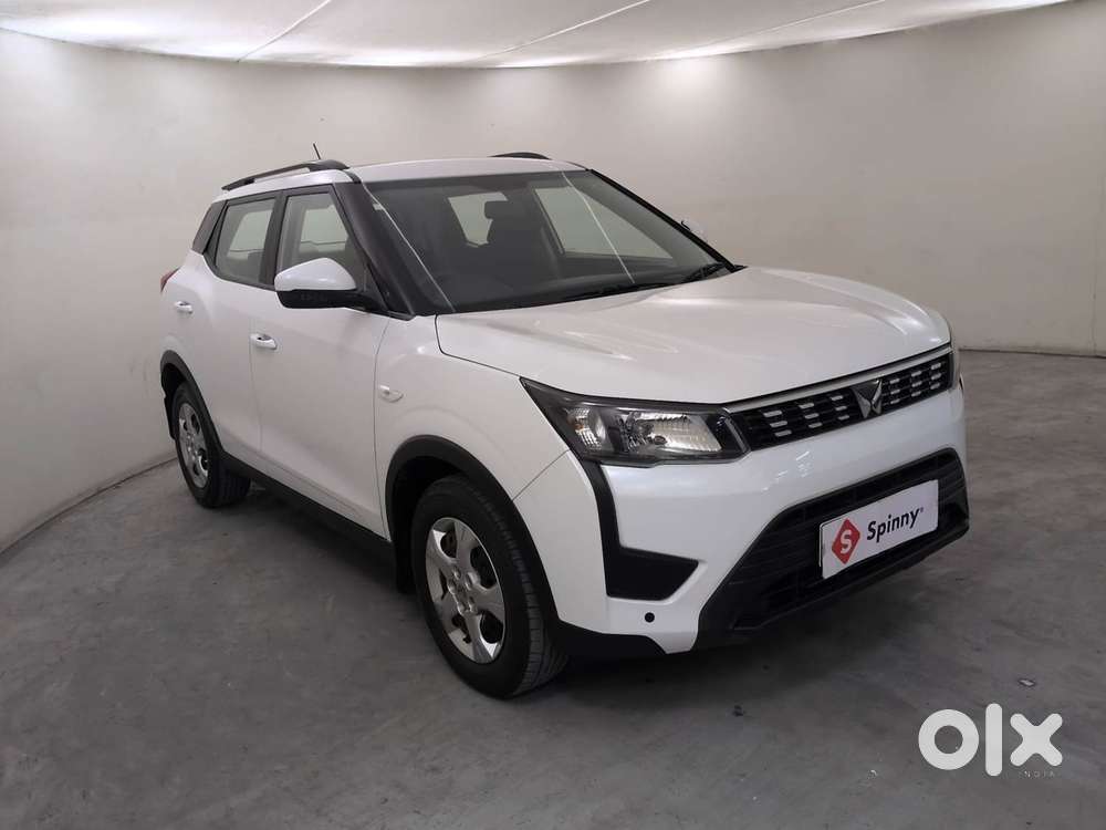 Mahindra Xuv300 1.2 W6 Amt Petrol, 2024, Petrol