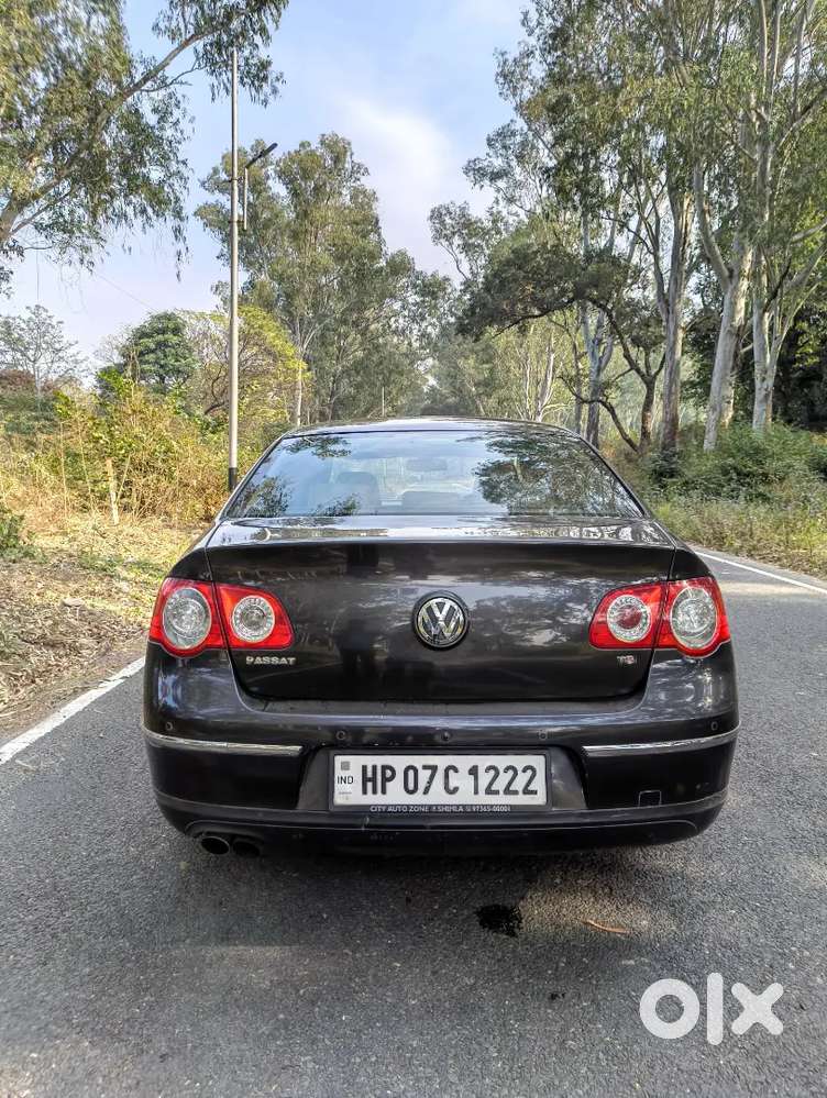 Volkswagen Passat 2010 Petrol 132000 Km Driven