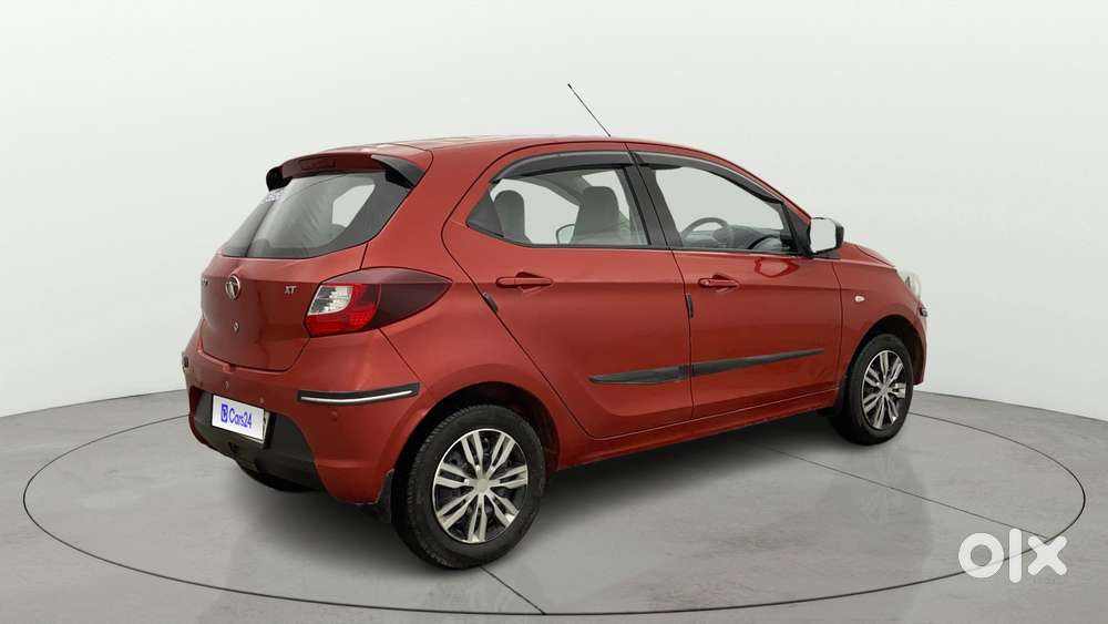 Tata Tiago 1.2 Revotron Xt, 2016, Petrol