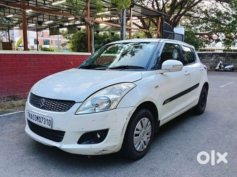 Maruti Suzuki Swift Vxi 1.2 Abs Bs-iv, 2013, Petrol