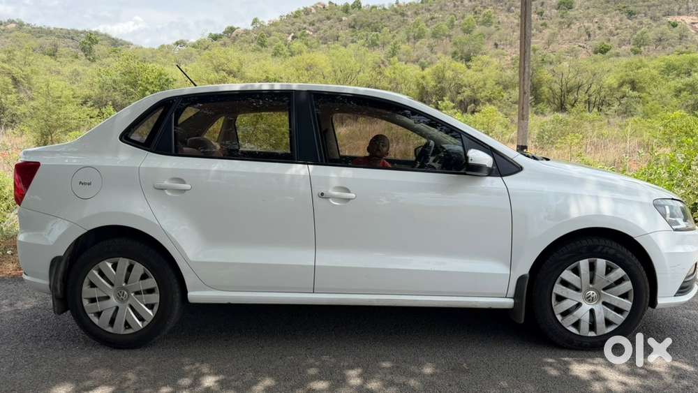 Volkswagen Ameo Petrol 2017
