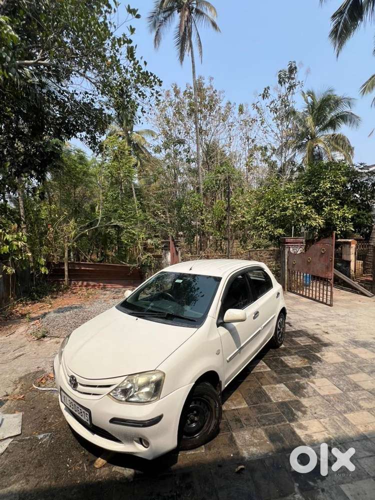 Toyota Etios Liva 2012