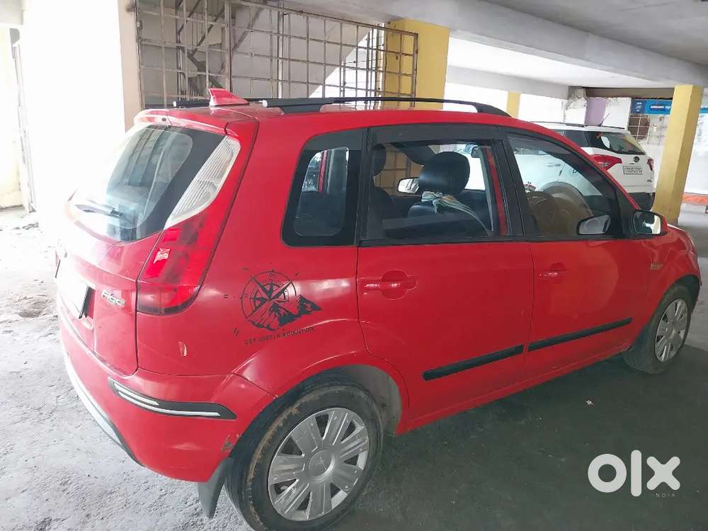 Ford Figo Petrol 2010
