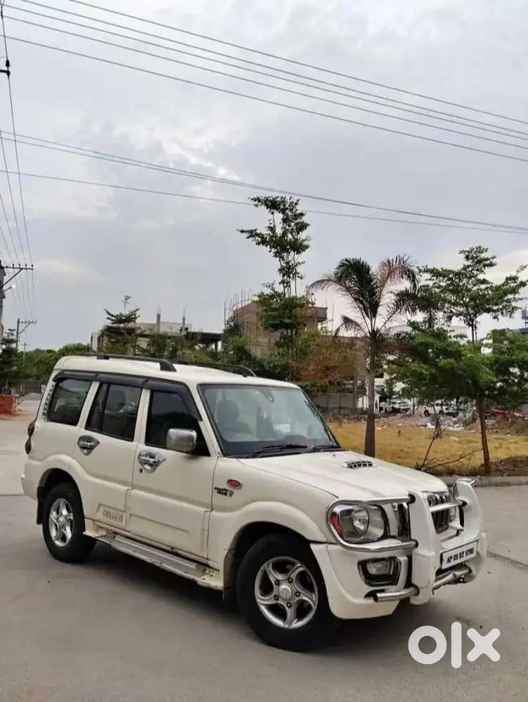 Mahindra Scorpio Classic Diesel 2010
