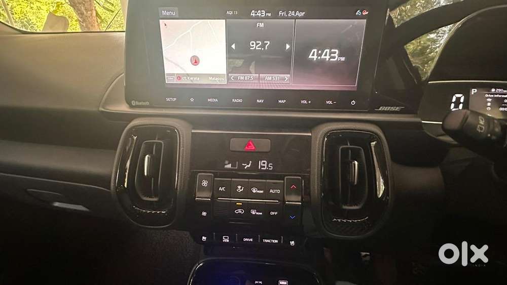 Petrol 7dct ,automatic ,dualtone,sunroof