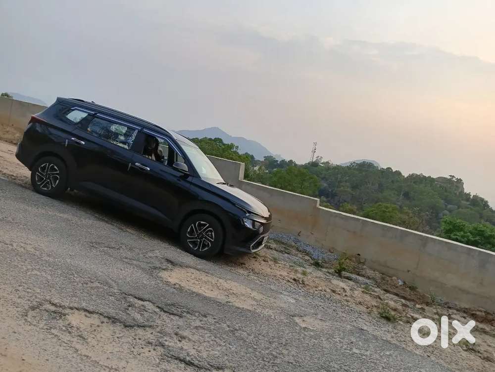 Kia Carens 2024 Petrol 10100 Km Driven