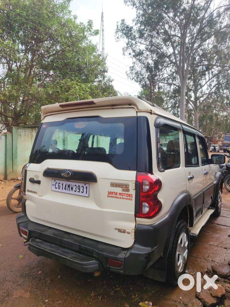 Mahindra Scorpio 2018 Diesel Well Maintained