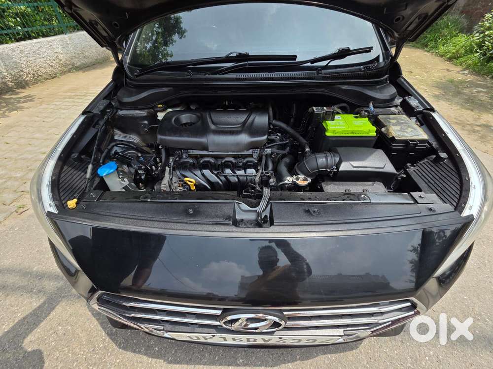 Hyundai Verna 1.6 Sx (o) Vtvt, 2018, Petrol