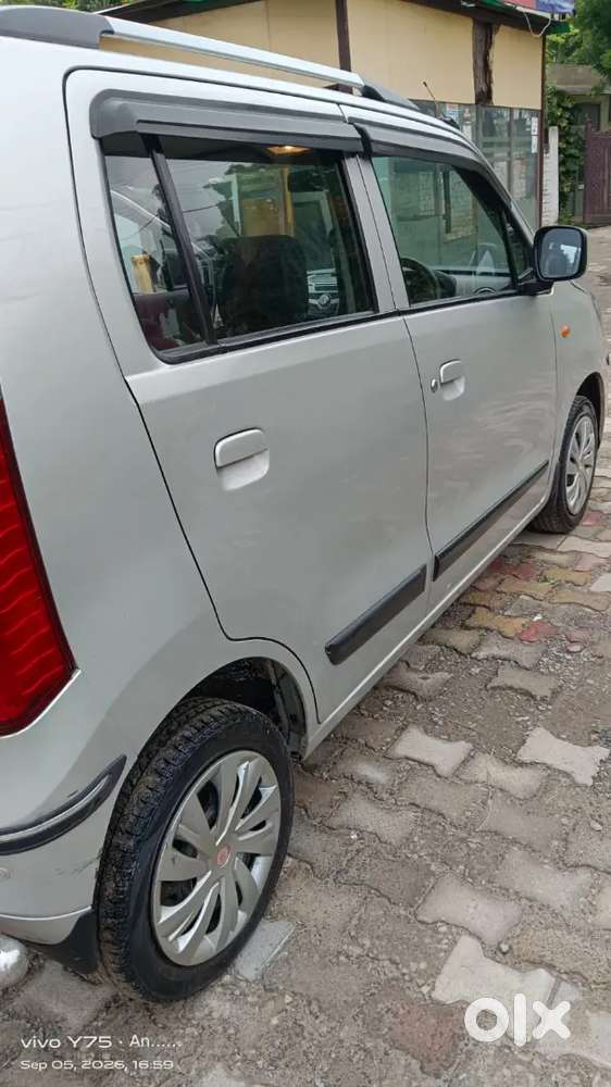 Maruti Suzuki Wagon R 2014 Hybrid First Owner
