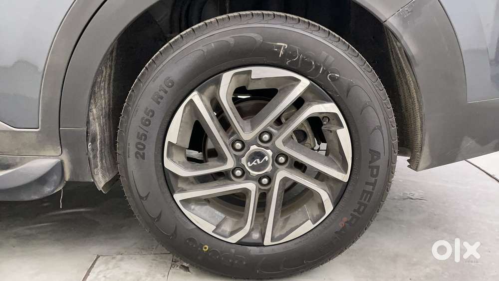 Kia Carens 1.5 Luxury Plus Diesel 7str Imt, 2023, Diesel