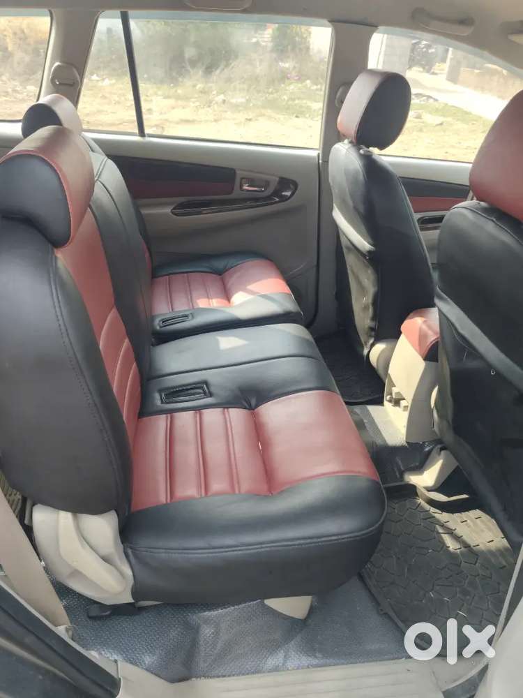 Toyota Innova 2012 Diesel Well Maintained