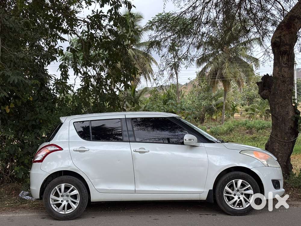 Maruti Suzuki Swift 2012
