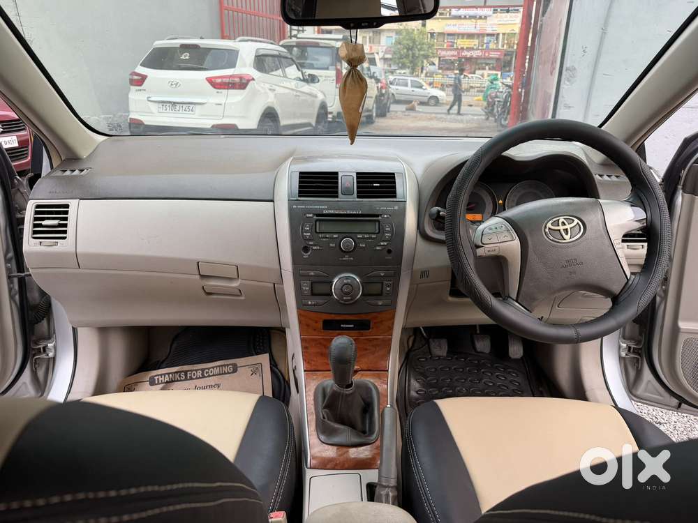 Toyota Corolla Altis Gl, 2010, Petrol