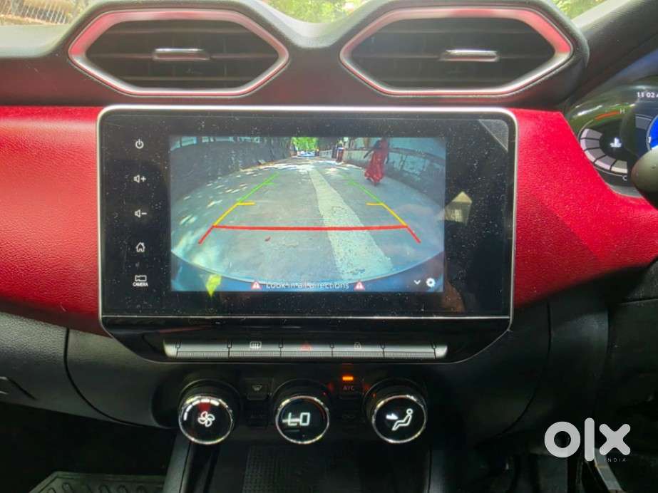 Nissan Magnite Xv Turbo Cvt Red Edition, 2022, Petrol