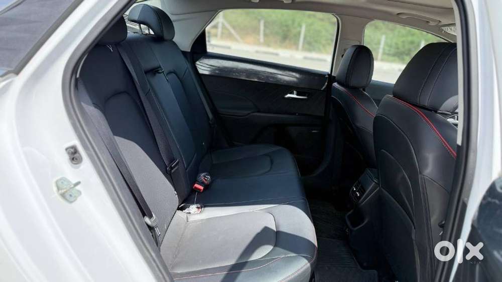 Hyundai Verna 1.0 Sx (o) Turbo Gdi Dct, 2024, Petrol