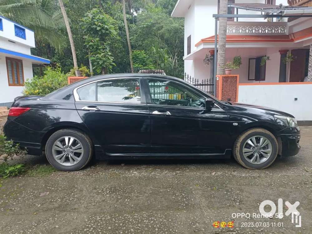 Honda Accord 2.4 At Bs 111 2009