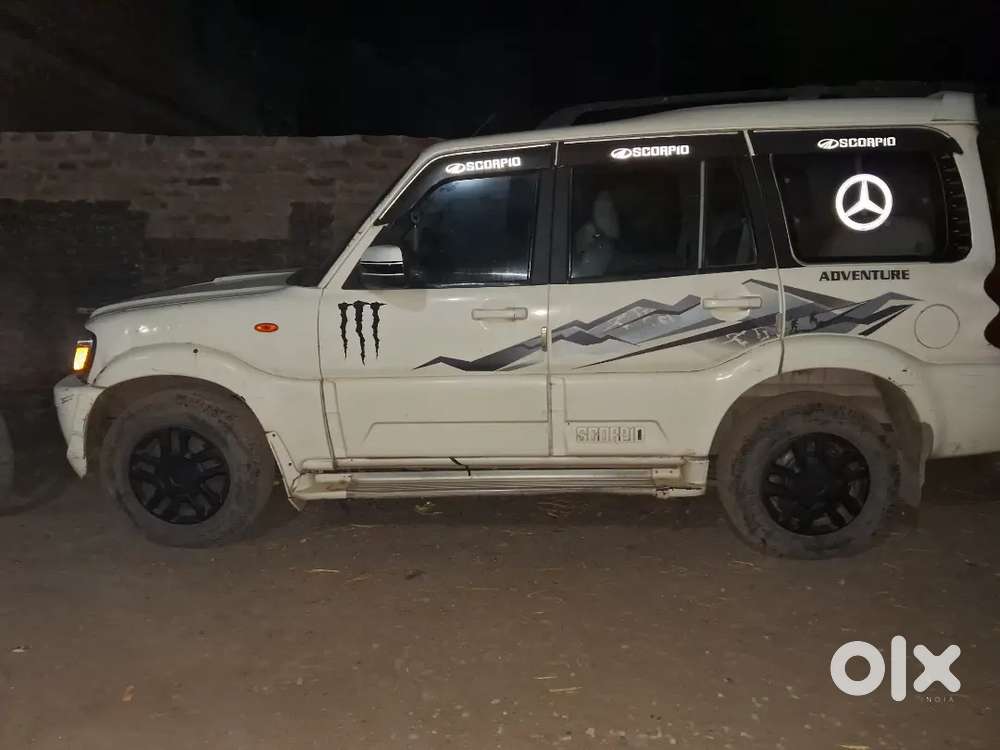 Mahindra Scorpio  2011
