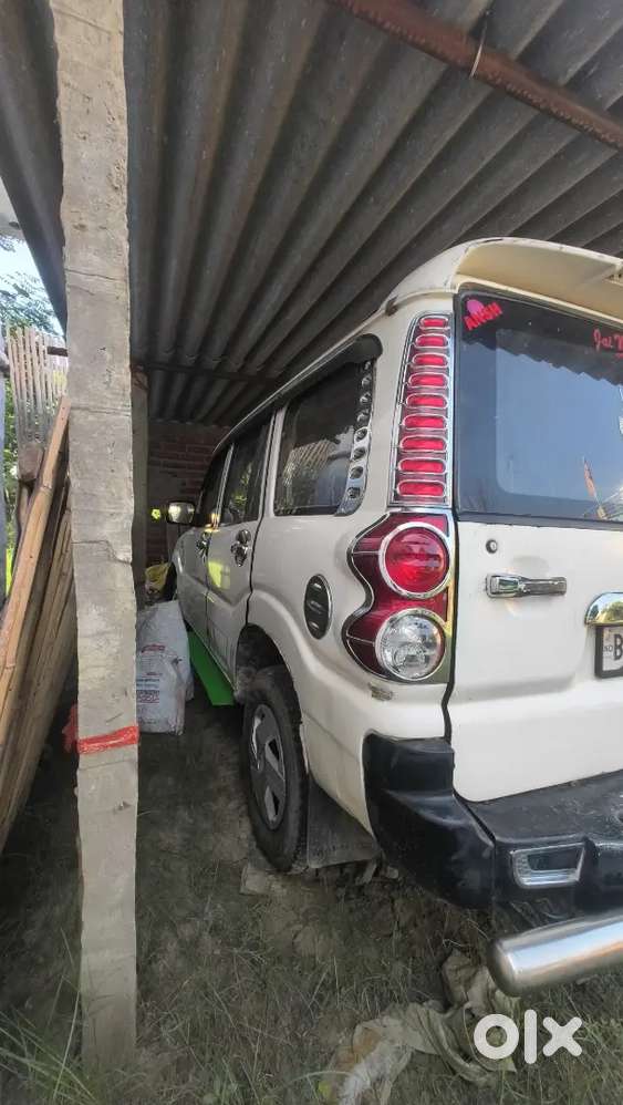 Mahindra Scorpio M2 Di  2011 Diesel+5साल डेट बढ़ा है 2031 तक फिटनेस है