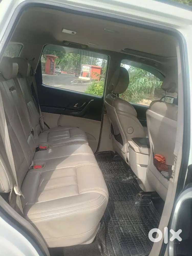Mahindra Xuv500 2017 Year