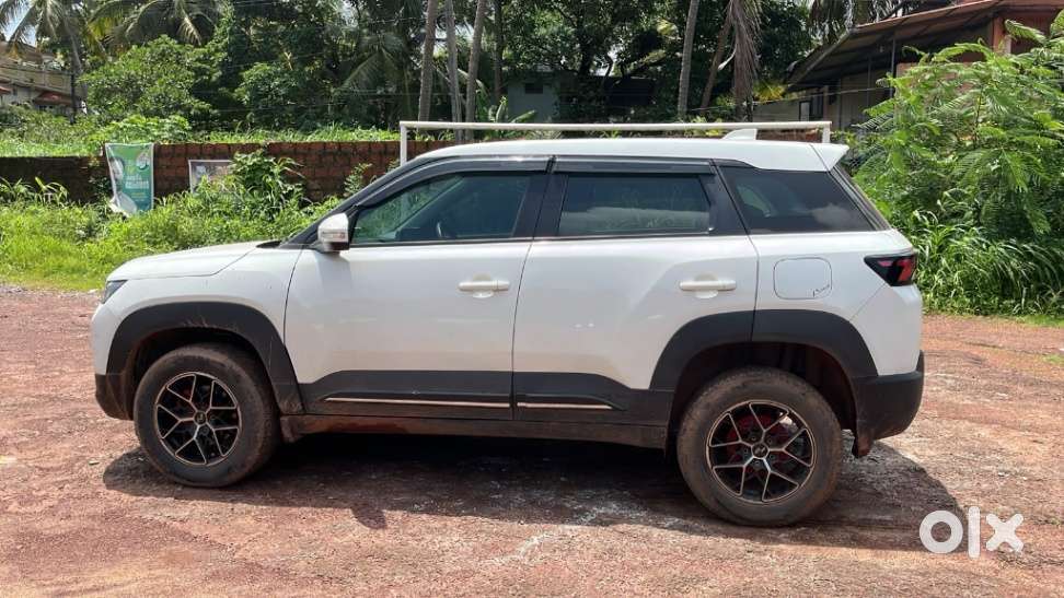 Maruti Suzuki Brezza 1.5 Vxi Smart Hybrid, 2022, Petrol