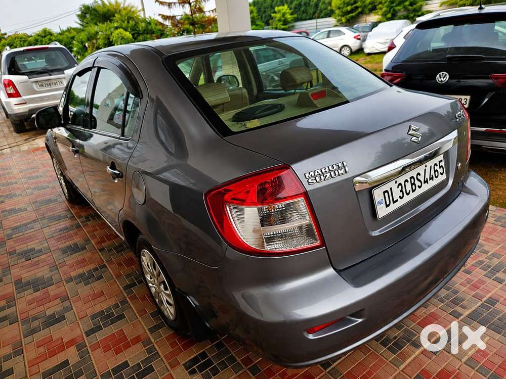 Maruti Suzuki Sx4 Vxi Bsiv, 2012, Petrol
