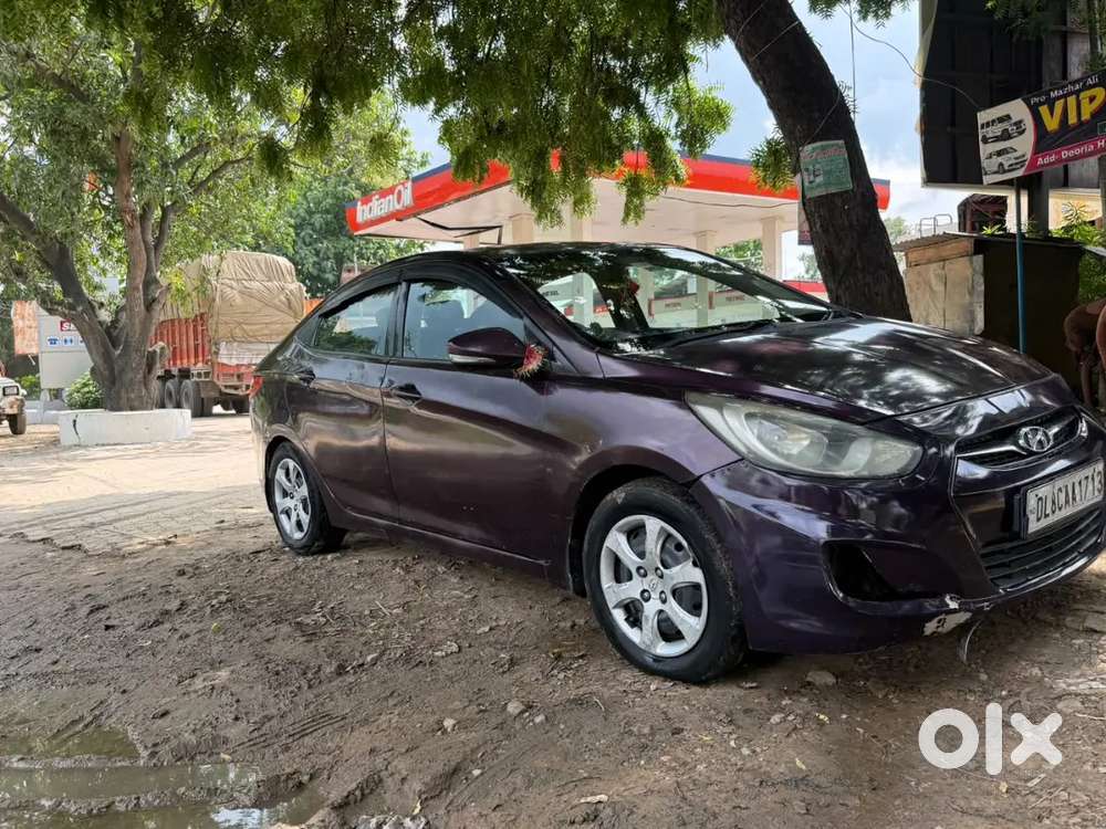 Hyundai Verna Petrol 2012
