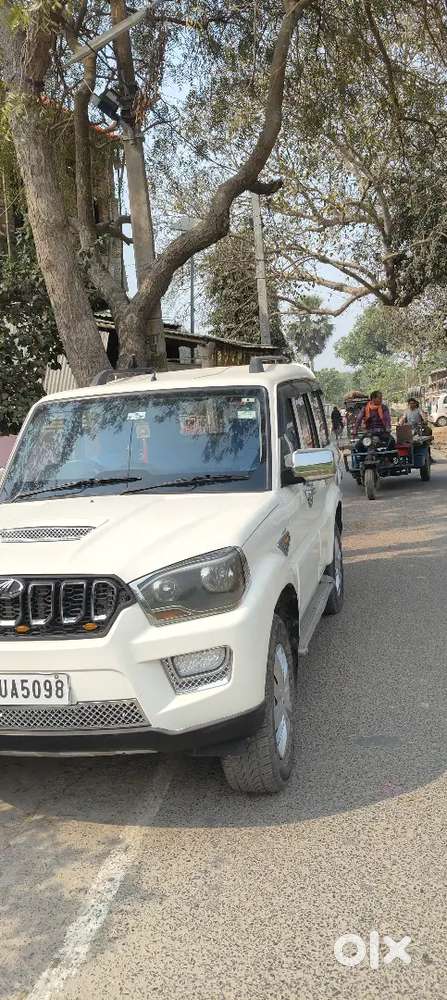 Mahindra Scorpio 2015 Diesel 140000 Km Driven