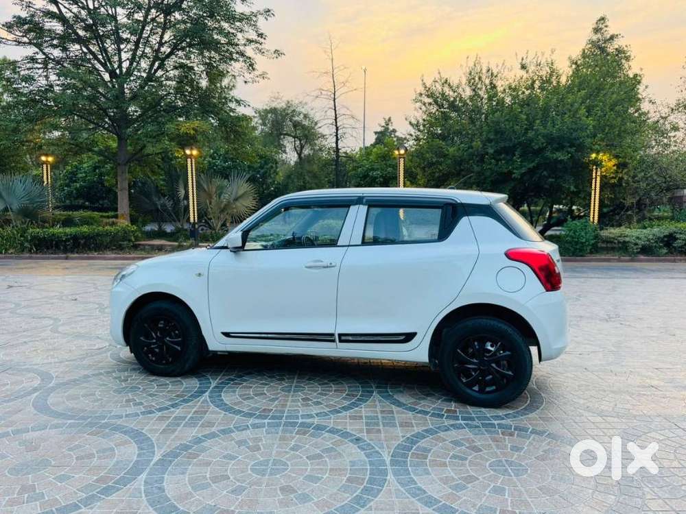 Maruti Suzuki Swift Lxi Optional-o, 2021, Petrol