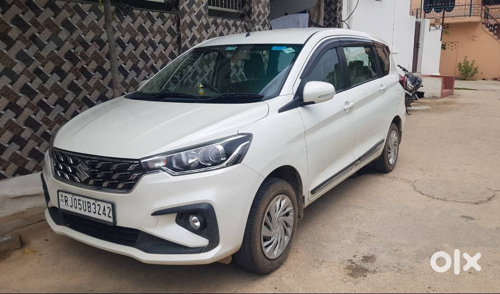 Maruti Suzuki Ertiga Vxi Cng, Model. 2025, 8 Month Old