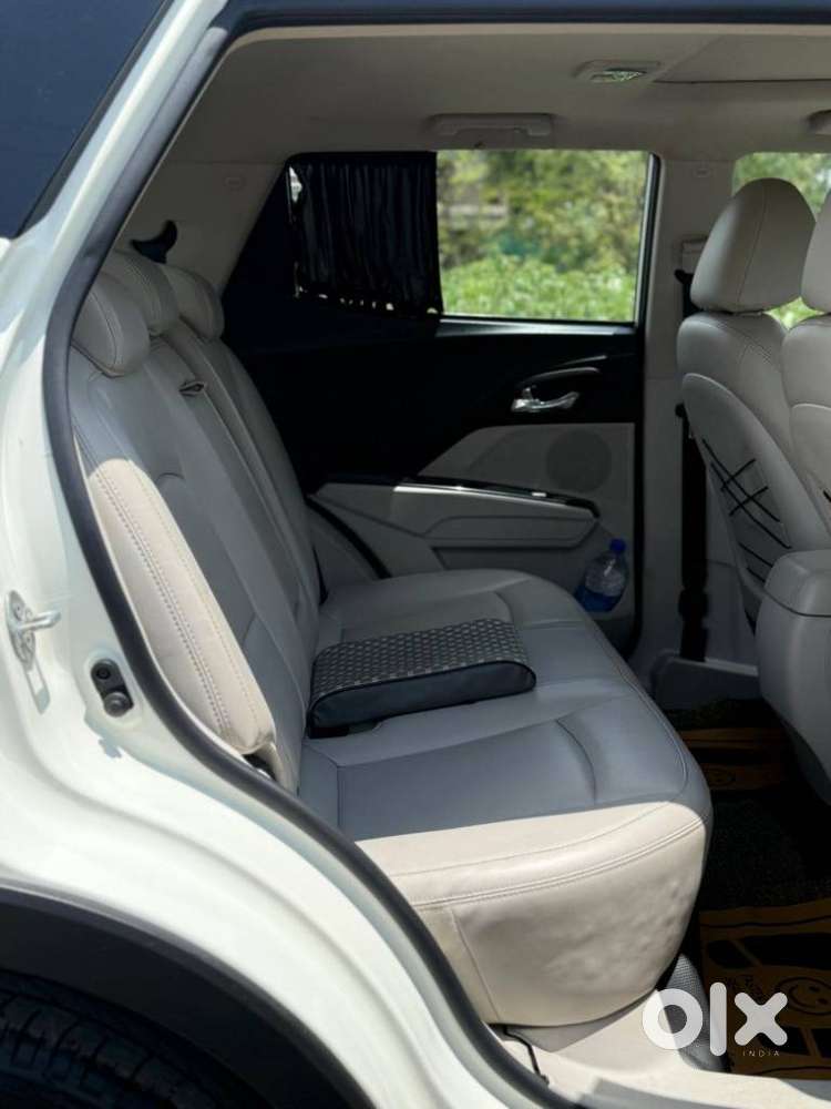 Mahindra Xuv300 W8 Option Diesel, 2021, Diesel
