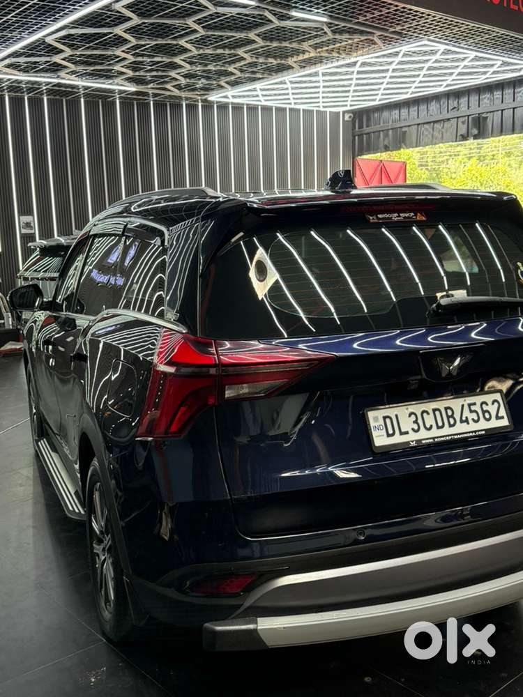 Diplomat Used Under Warranty Mahindra Xuv 700
