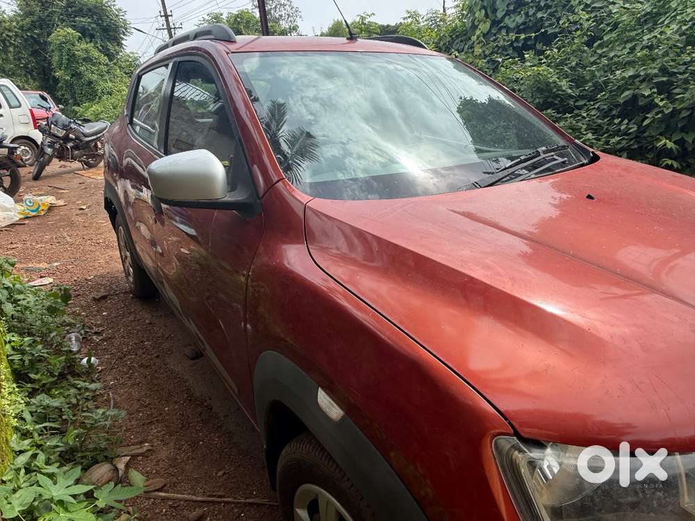 Renault Kwid 2017 Model Red Colour