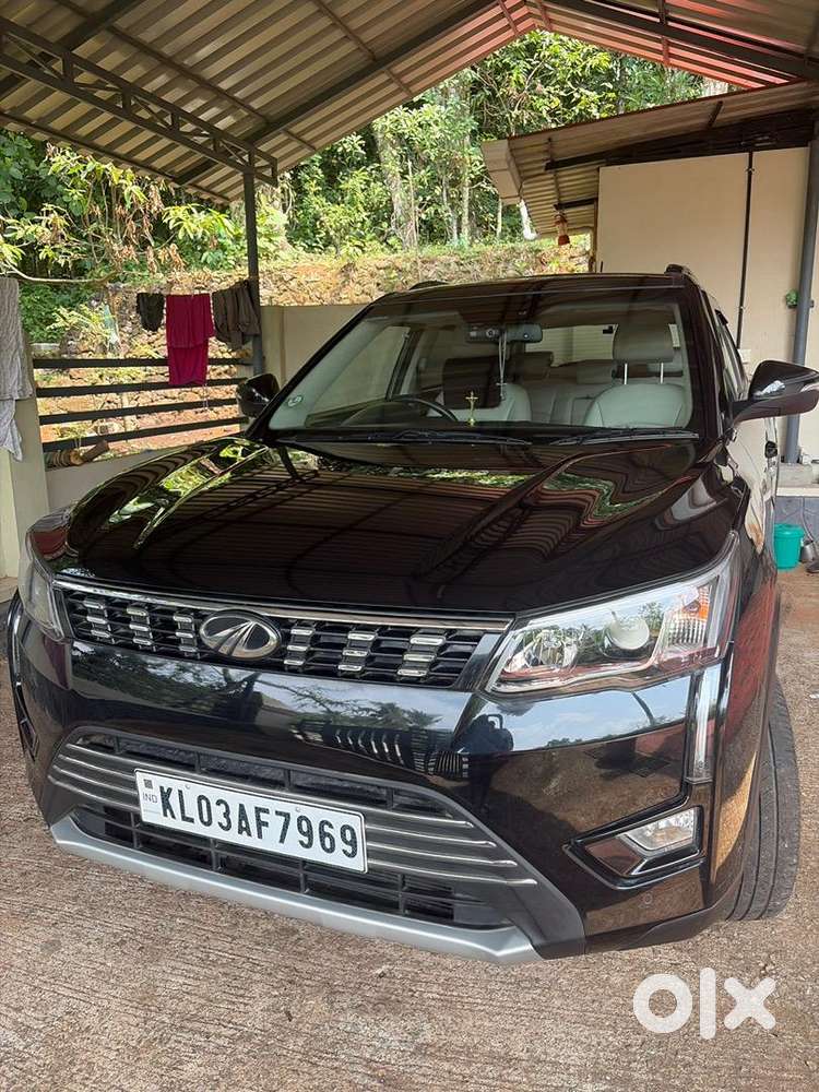 Mahindra Xuv300 2021 Diesel Well Maintained