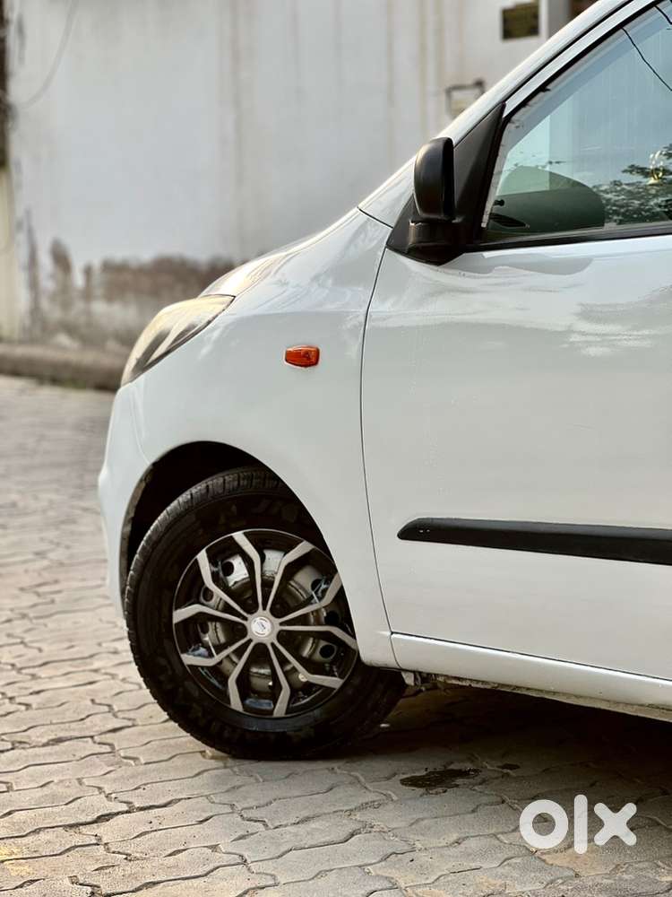 Hyundai I10 2011 Petrol Well Maintained