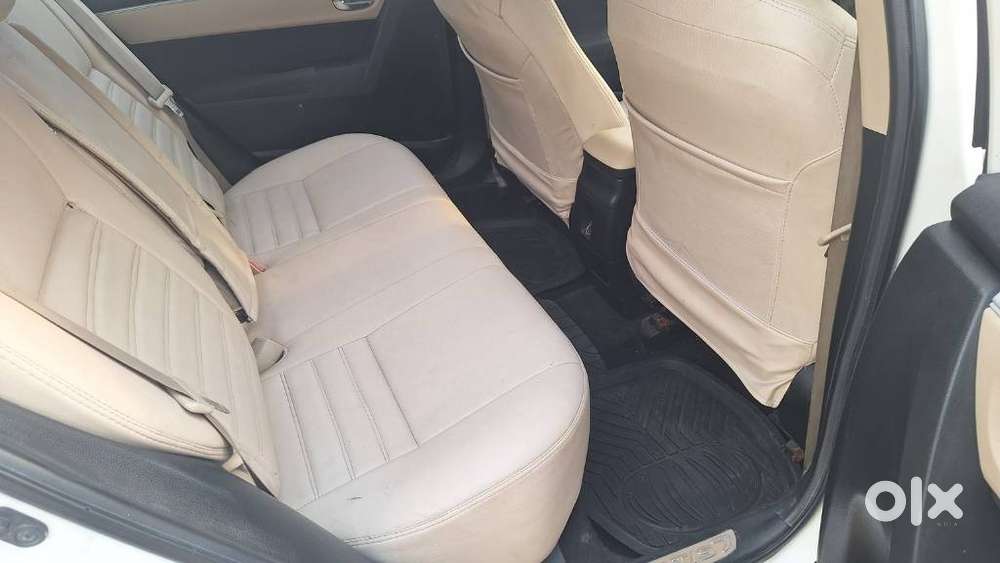 Toyota Corolla Altis 2010-2013 G, 2014, Petrol