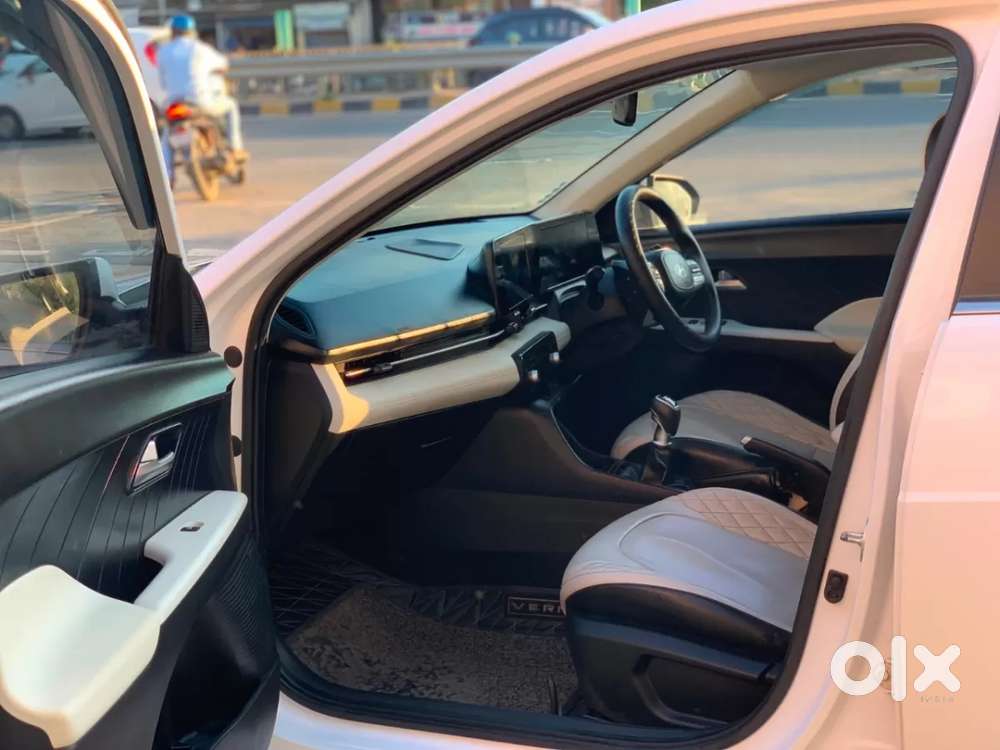 Hyundai Verna 1.5 Sx Petrol Mt, 2023, Petrol