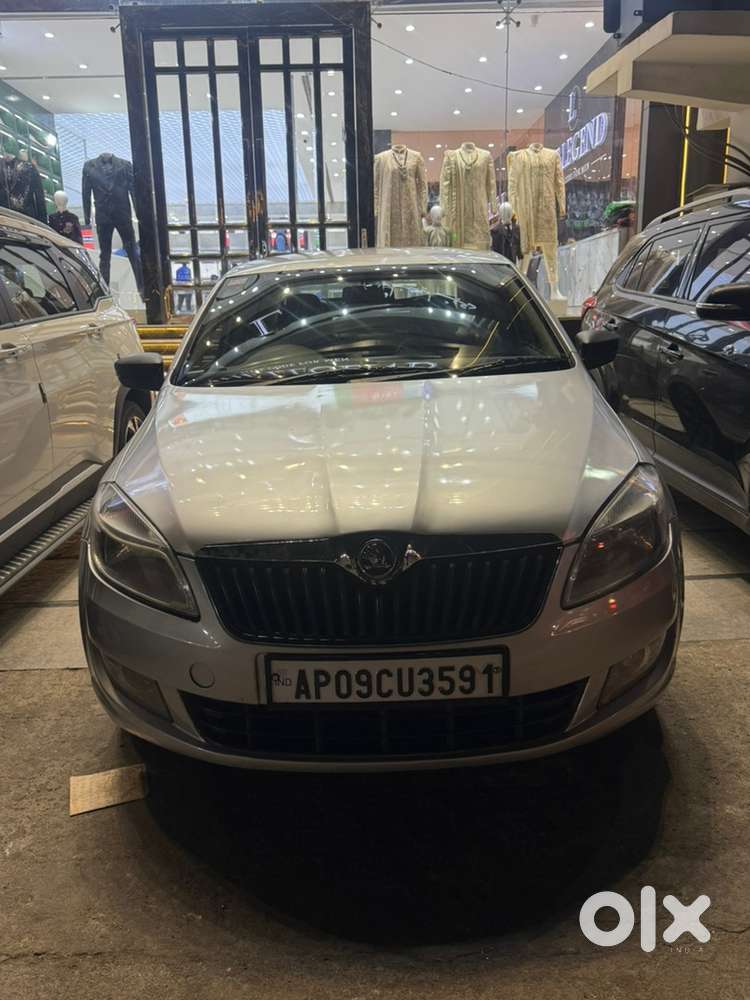Skoda Rapid 2013 Petrol Well Maintained