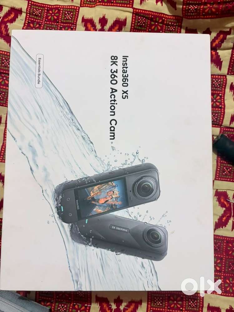 insta 360 5x with all Kit only 45 days old