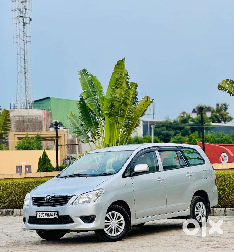 Toyota Innova 2.5 G (diesel) 8 Seater, 2013