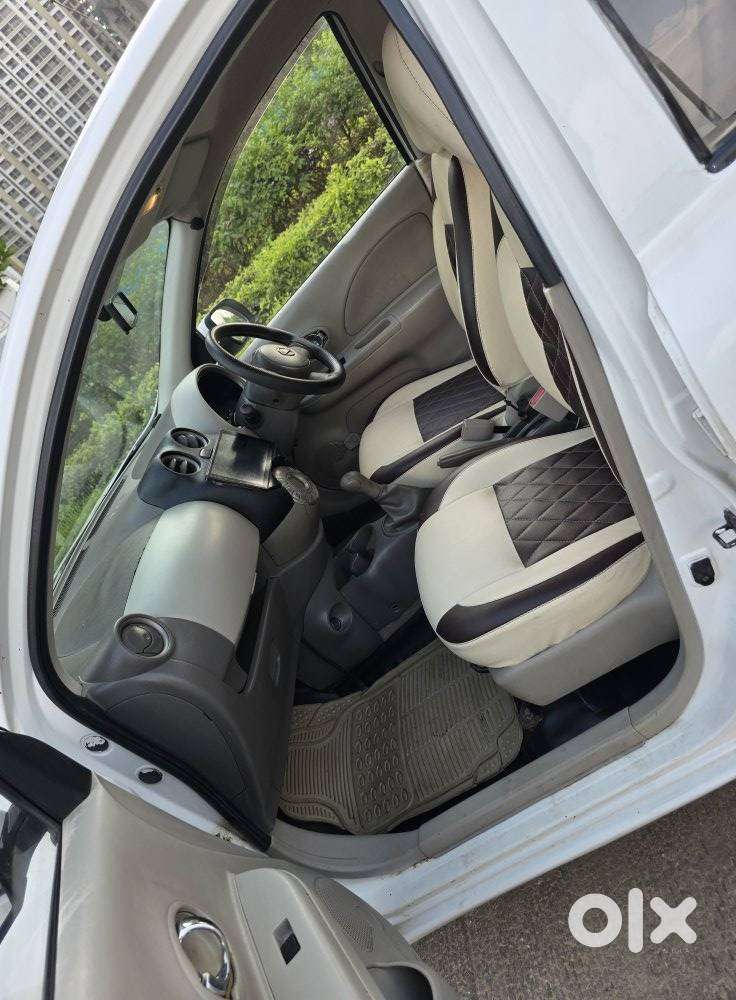 Nissan Micra Active, 2010, Petrol