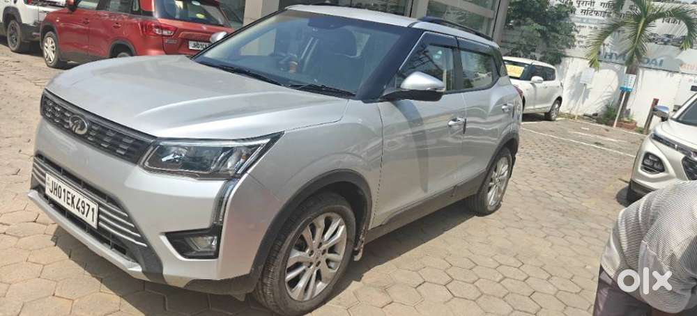 Mahindra Xuv300 W8, 2021, Petrol