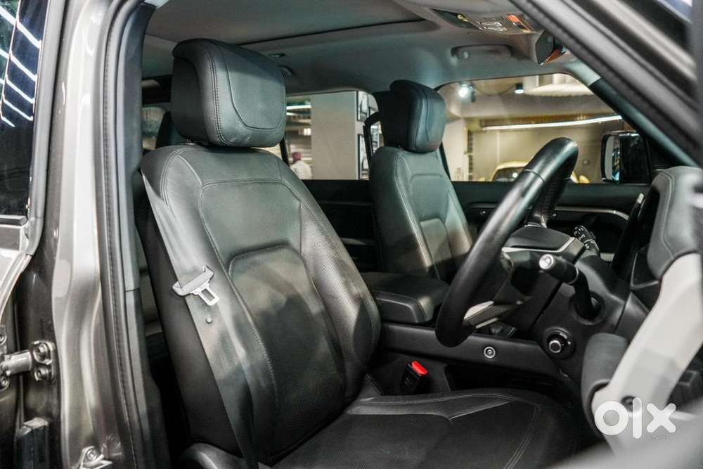Land Rover Petrol 2024 Car