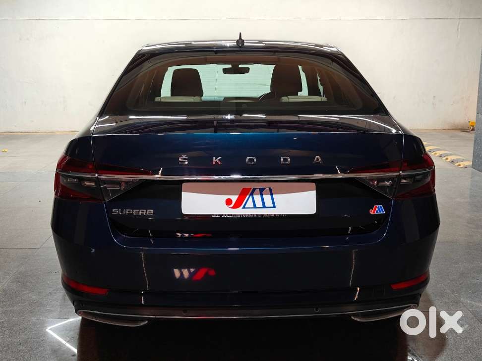 Skoda Superb 2.0 Tsi At L&k, 2020, Petrol