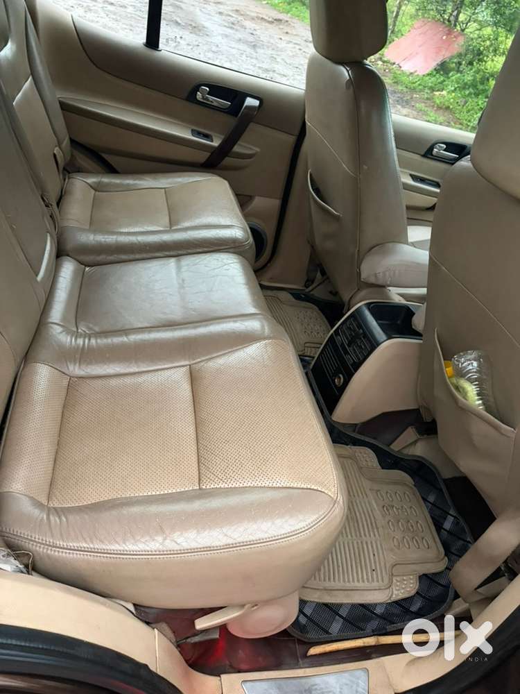 Tata Safari Storme 2013