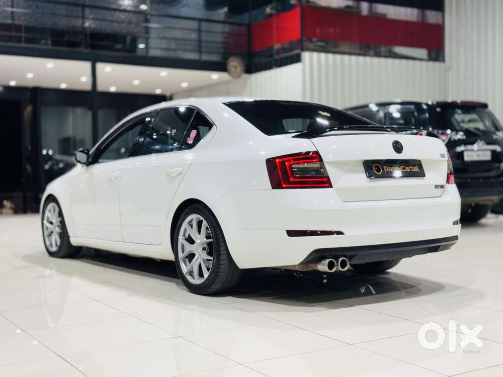 Skoda Octavia [2015-2017] 1.8 Ambition Plus Tsi At, 2015, Petrol