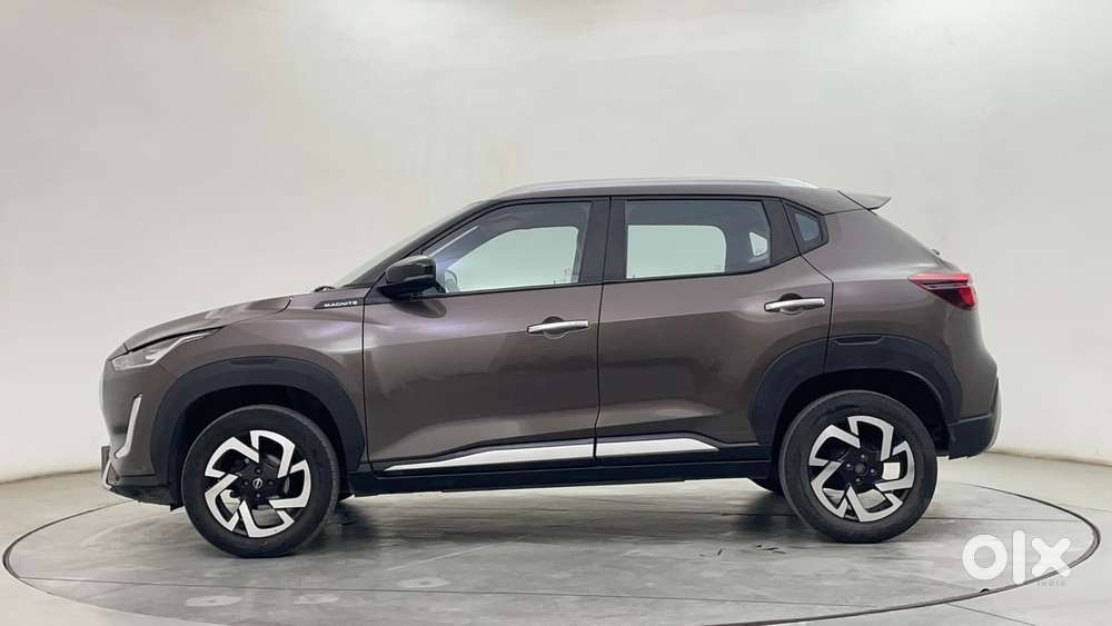 Nissan Magnite Xv Turbo, 2023, Petrol