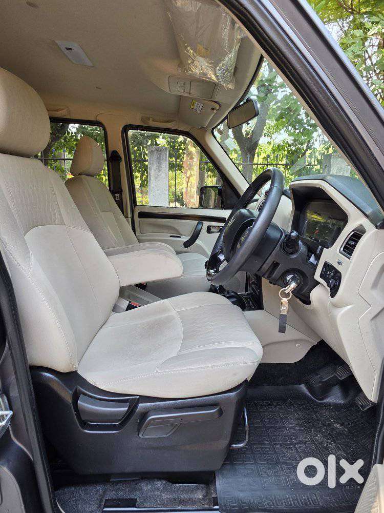 Mahindra Scorpio S11 Mt 7s, 2023, Diesel