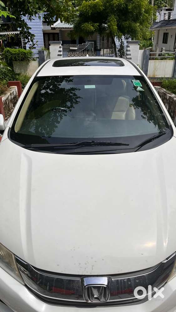 Full Option With Sunroof
